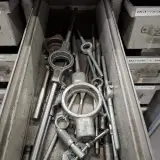 Assortiment metaalbewerking instrumenten in werkplaatskast – foto 7 – kavel bij Onlineveilingmeester, Aalsmeer