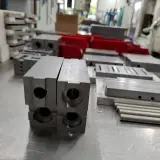 Divers toebehoren t.b.v. machine werkstukklem – foto 11 – kavel bij Onlineveilingmeester, Aalsmeer