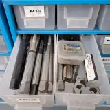 Assortiment Engels en metrisch snijplaat toebehoren – foto 16 – kavel bij Onlineveilingmeester, Aalsmeer