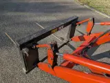 Mini trekker met voorlader, Shibaura, SP1840, 1997 – foto 12 – kavel bij Onlineveilingmeester, Heerenveen