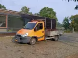 Bedrijfswagen, Iveco, Daily 35C15D met openlaadbak en laadkraan Maxilift, 2012 – foto 2 – kavel bij Onlineveilingmeester, Budel