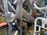 Ca. 55x Fiets, O.a. Batavus, Gazelle, Cortina – foto 8 – kavel bij Onlineveilingmeester, Budel