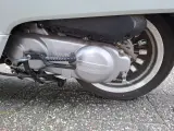 Snorscooter, Peugeot, Snorscooter, Django Heritage, lichtgrijs, 2017 – foto 14 – kavel bij Onlineveilingmeester, Hoogeveen