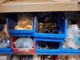 Partij installatiemateriaal o.a. Hansa, Grohe, etc – foto 9 – kavel bij Onlineveilingmeester, Hoogeveen
