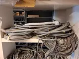 Partij bekabeling in 3x magazijnkast – foto 16 – kavel bij Onlineveilingmeester, Hoogeveen