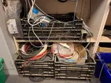 Partij bekabeling in 3x magazijnkast – foto 8 – kavel bij Onlineveilingmeester, Hoogeveen
