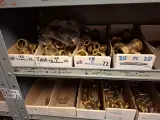 Partij installatiemateriaal in 2x magazijnkast – foto 3 – kavel bij Onlineveilingmeester, Hoogeveen