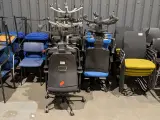 Ca. 10x Diverse bureaustoelen, zwart/blauw – kavel bij Onlineveilingmeester, Heerenveen