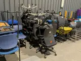 Ca. 10x Diverse bureaustoelen, zwart/blauw – foto 2 – kavel bij Onlineveilingmeester, Heerenveen