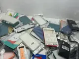 Partij telefoon en tablet accessoires – foto 3 – kavel bij Onlineveilingmeester