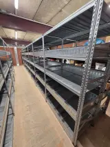 27 meter magazijnstellingen met metalen legborden en inzetbakken – foto 5 – kavel bij Onlineveilingmeester, Hoogeveen