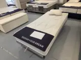 Bed met matras – foto 2 – kavel bij Onlineveilingmeester, Hoogeveen