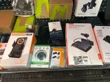 Ca. 24x Telefoon- en auto-accessoires, W.o. Dinto, Blukar, Mophie – foto 2 – kavel bij Onlineveilingmeester, Hoogeveen