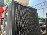 3x Professionele beeldschermen en led-videowall panelen W.o. Flatron – foto 3 – kavel bij Onlineveilingmeester, Hoogeveen