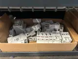 Inhoud stellingvak w.o. installatieautomaten W.o. ABB, ETI – foto 3 – kavel bij Onlineveilingmeester, Hoogeveen