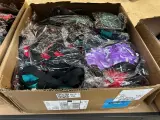 3x Doos hondenriemen – foto 2 – kavel bij Onlineveilingmeester, Hoogeveen