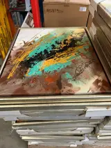 Ca. 63x Schilderijen in lijst, abstracte en figuratieve afbeeldingen – foto 2 – kavel bij Onlineveilingmeester, Hoogeveen