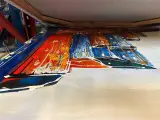 34x Schilderij op doek, abstracte afbeeldingen – foto 3 – kavel bij Onlineveilingmeester, Hoogeveen