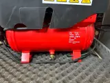 Spraytan-systeem met Super Silent Profi 66 compressor Sunny Spray – foto 3 – kavel bij Onlineveilingmeester, Hoogeveen