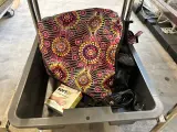 Partij diversen met verrijdbare kar – foto 2 – kavel bij Onlineveilingmeester, Hoogeveen