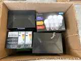 Partij e-commerce voorraad w.o. led spiegels, draadloze laders – foto 7 – kavel bij Onlineveilingmeester, Hoogeveen
