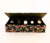Verzameling van 5 quartz polshorloges met bloemen opbergdoos – kavel bij De Kringwinkel, Turnhout