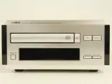 Yamaha PianoCraft E200 – Hifi-stereoset met CD-speler, receiver en luidsprekers – foto 6 – kavel bij De Kringwinkel, Antwerpen
