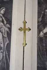 Religieus oratorium-drieluik met pauselijk portret – foto 8 – kavel bij De Kringwinkel, Izegem