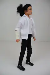 Michael Jackson verzamelpop – foto 3 – kavel bij De Kringwinkel, Izegem