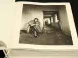 Karel Fonteyne - Œuvre 1968–2018 - monumentaal fotoboek – foto 7 – kavel bij De Kringwinkel, Antwerpen