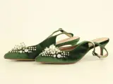 Essentiel Antwerp fluwelen pumps met parels & strass - EU 39 – foto 2 – kavel bij De Kringwinkel, Antwerpen