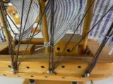 Set van 7 decoratieve houten modelzeilschepen – foto 4 – kavel bij De Kringwinkel, Heverlee