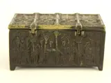 Set van 4 zware bronzen verzamelobjecten – Gotisch & Renaissance stijl – foto 8 – kavel bij De Kringwinkel, Antwerpen