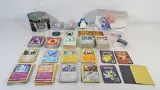 Grote Pokémon TCG-verzameling met kaarten en accessoires – kavel bij De Kringwinkel, Turnhout