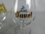 3 Duvel glazen Fietseling en 6 hop devils – foto 6 – kavel bij De Kringwinkel, Diest
