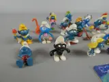20 Smurfen figuren – foto 2 – kavel bij De Kringwinkel, Diest