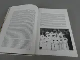 Boek Sint-Jozefscollege Aarschot 1876-2001 – foto 5 – kavel bij De Kringwinkel, Diest
