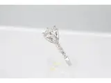 Witgouden ring met een diamant van 1.00 carat – foto 3 – kavel bij Onlineveilingmeester