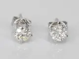 Witgouden diamanten oorbellen van 1.50 carat – kavel bij Onlineveilingmeester