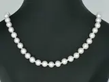 Parelsnoer met gouden sluiting met diamant – foto 4 – kavel bij Onlineveilingmeester