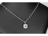 Witgouden entourage hanger bezet met topaas en diamanten, excl. ketting – foto 5 – kavel bij Onlineveilingmeester