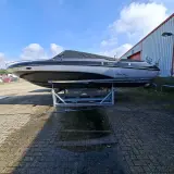 Bowrider speedboot, Rinker, CC272, 2000 – foto 3 – kavel bij Domeinen Roerende Zaken, Soesterberg