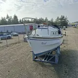 Zeilboot zonder mast, 2002 – foto 5 – kavel bij Domeinen Roerende Zaken, Soesterberg