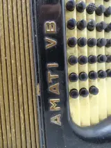 Hohner Amati VB accordeon – foto 3 – kavel bij De Kringwinkel, Oostende