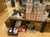 Ca. 66x Damesschoenen, Posh, Geox, Tamaris, UGG Etc – foto 4 – kavel bij Onlineveilingmeester, Dokkum