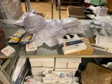 Ca. 256x Handelsgoederen, Grohe, Lucide, Nokia, Etc – foto 7 – kavel bij Onlineveilingmeester, Dokkum