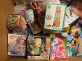 Ca. 212x Speelgoed, knutselen en handelsgoederen, Cricut, SES, Funko Etc – foto 2 – kavel bij Onlineveilingmeester, Dokkum