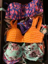 Ca. 126x Badmode, bikinibroekjes en -topjes, Cyell, Beachlife, Freya Etc – kavel bij Onlineveilingmeester, Dokkum