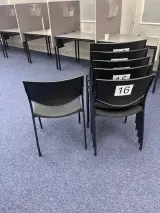 Inventaris examen- en kantoorinrichting – foto 4 – kavel bij Domeinen Roerende Zaken