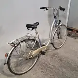 Damesfiets, DHS – foto 2 – kavel bij Domeinen Roerende Zaken, Groningen